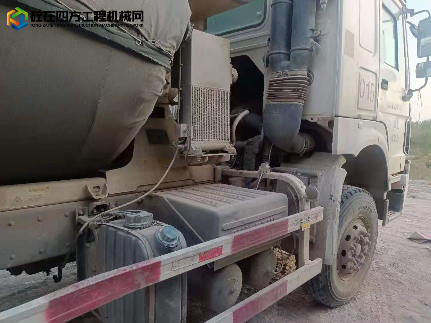 https://images.tongzsf.com/tong/truck_machine/20220926/1633152eb0bec8.jpg