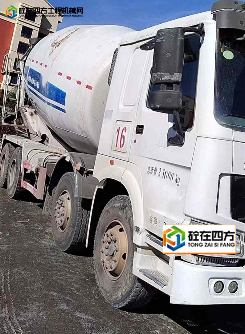 https://images.tongzsf.com/tong/truck_machine/20220926/1633153c1d81bc.jpg