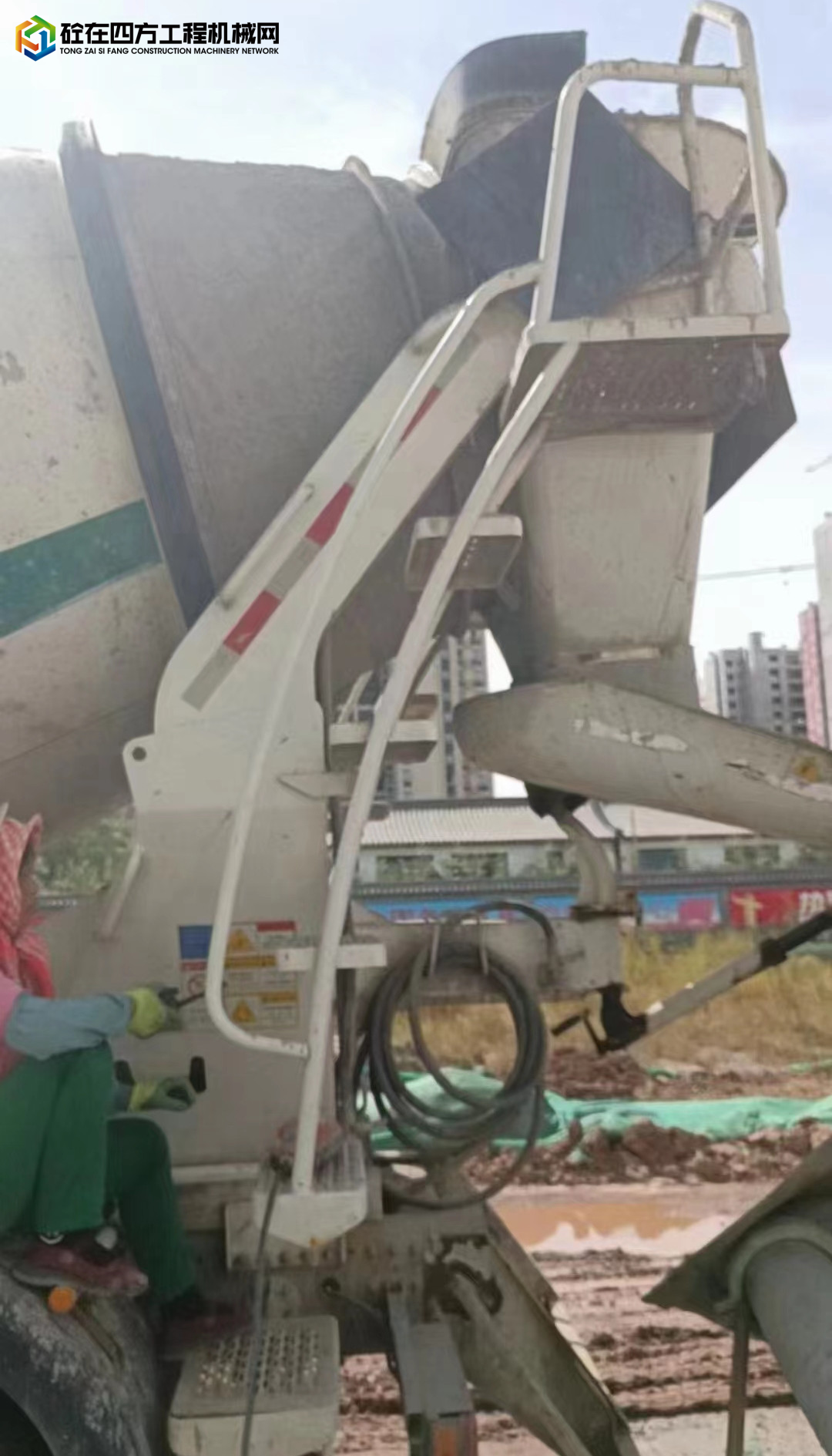 https://images.tongzsf.com/tong/truck_machine/20220927/163329aaecd820.jpg