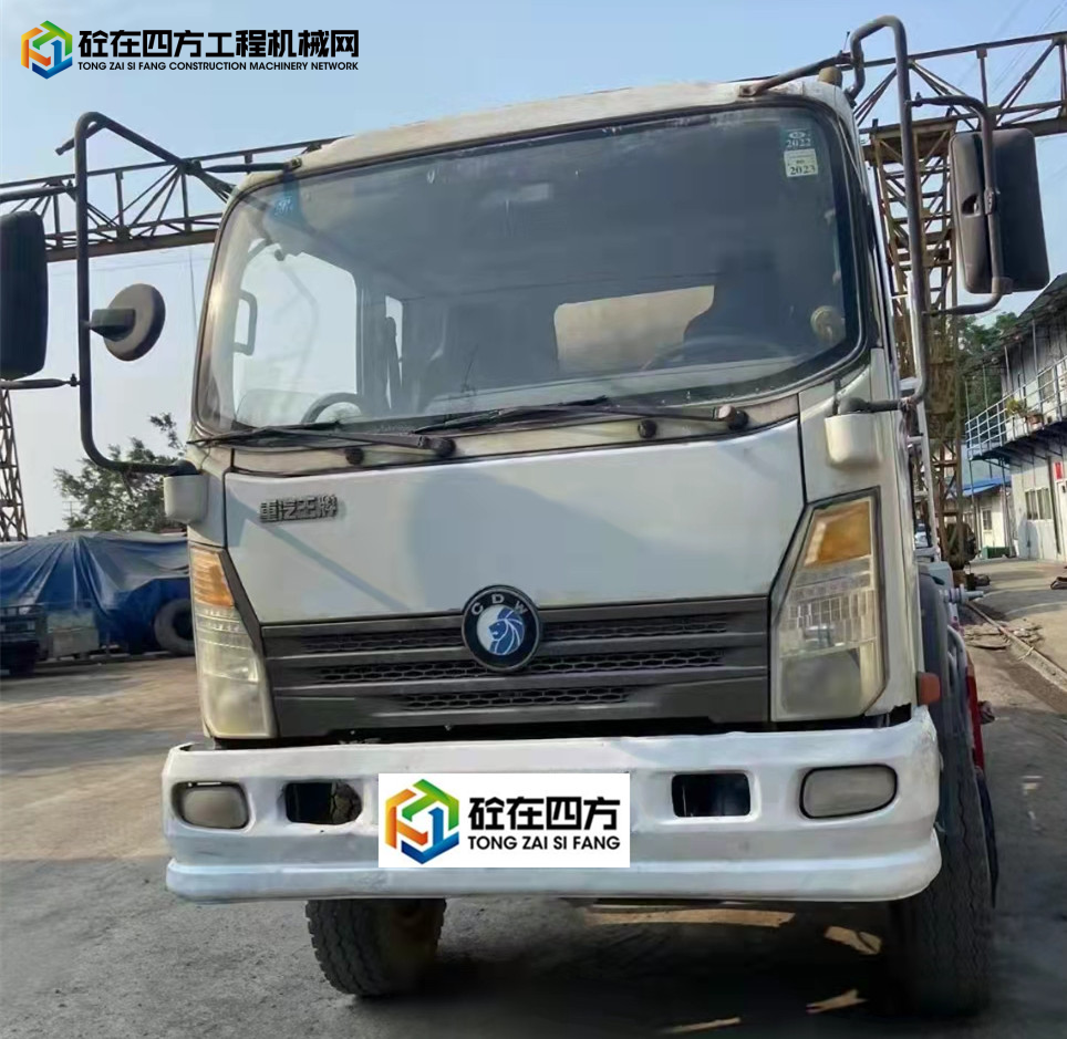 https://images.tongzsf.com/tong/truck_machine/20220927/16332bb1714c12.jpg