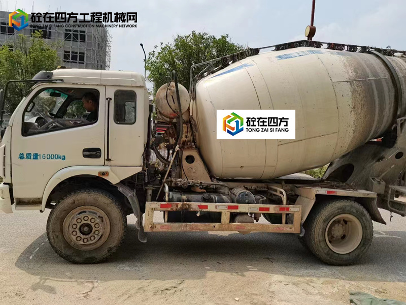 https://images.tongzsf.com/tong/truck_machine/20220929/1633549a3887bd.jpg