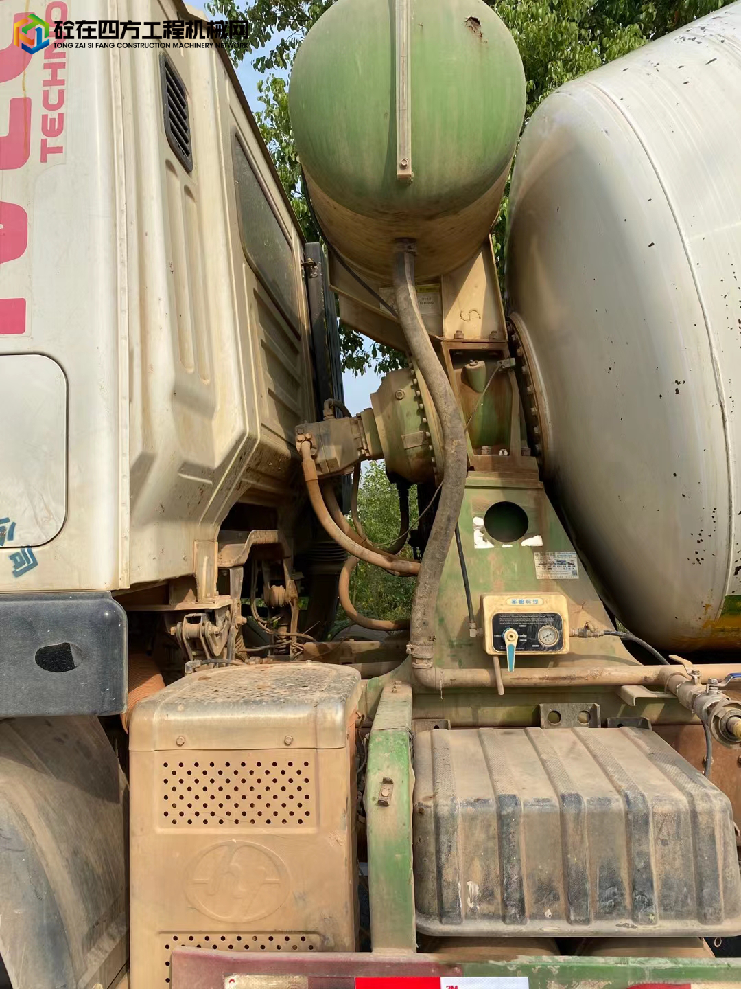 https://images.tongzsf.com/tong/truck_machine/20221002/163395fe67e834.jpg