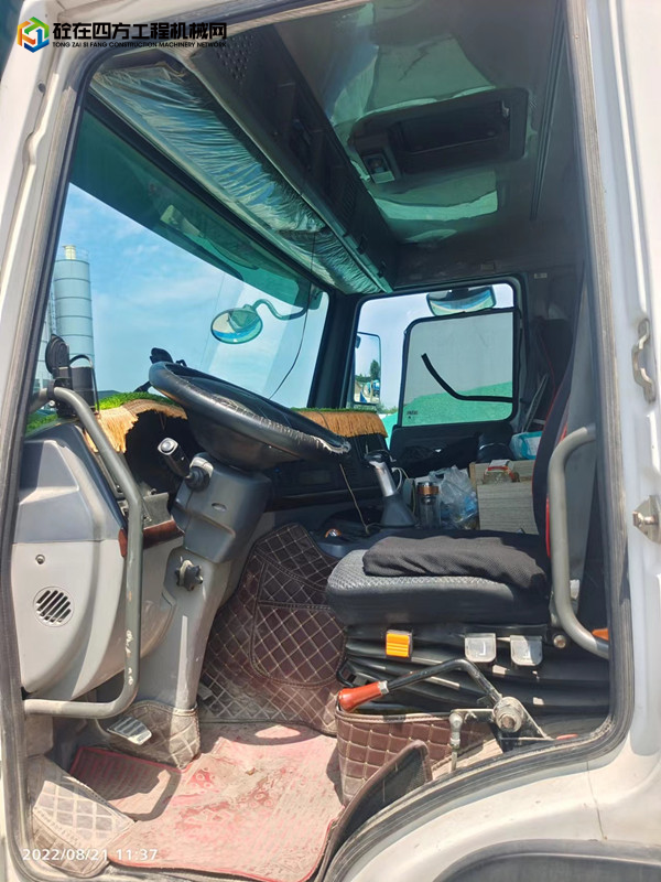 https://images.tongzsf.com/tong/truck_machine/20221008/16341134a36247.jpg