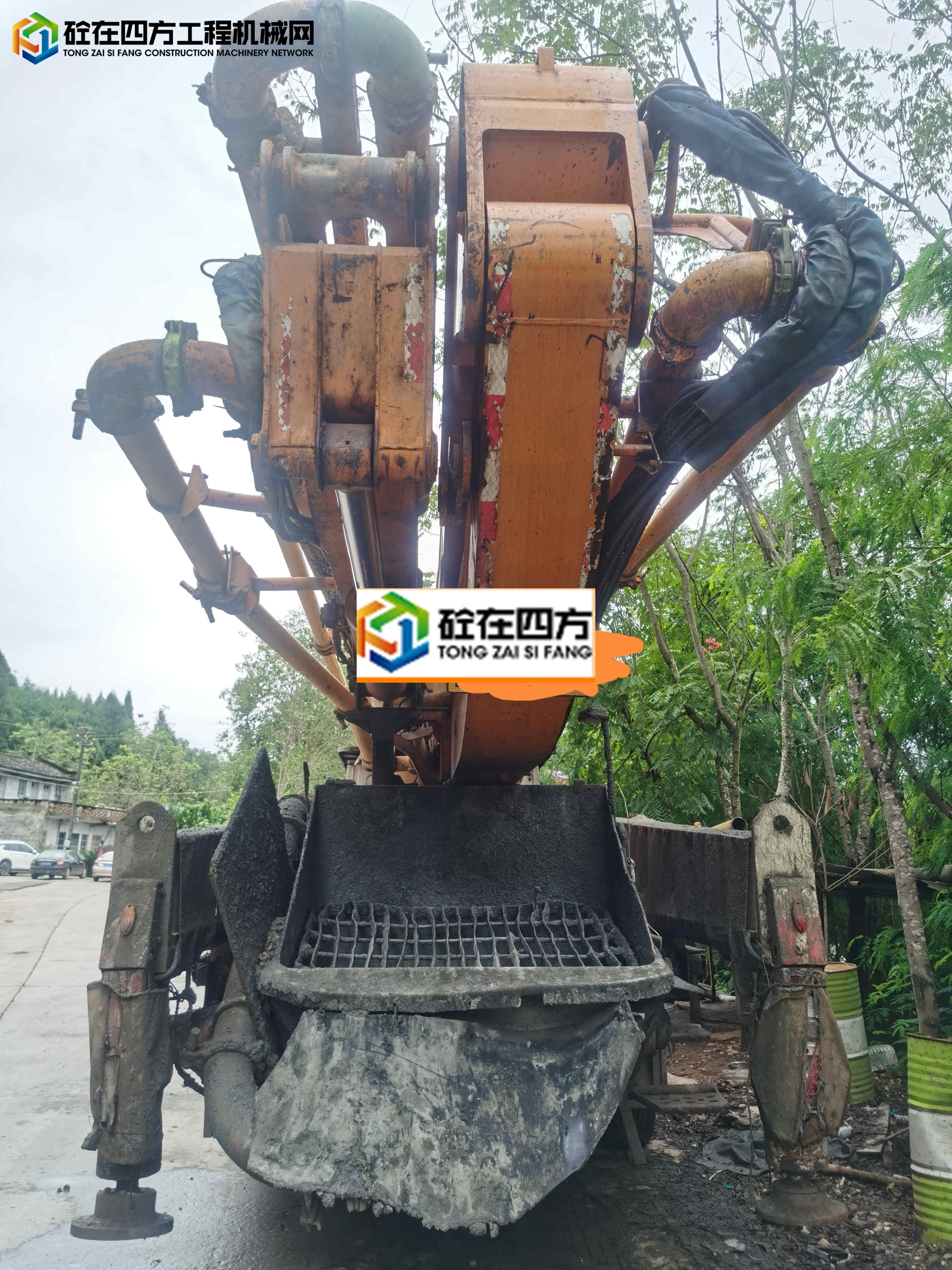 https://images.tongzsf.com/tong/truck_machine/20221008/163412e09b7077.jpg