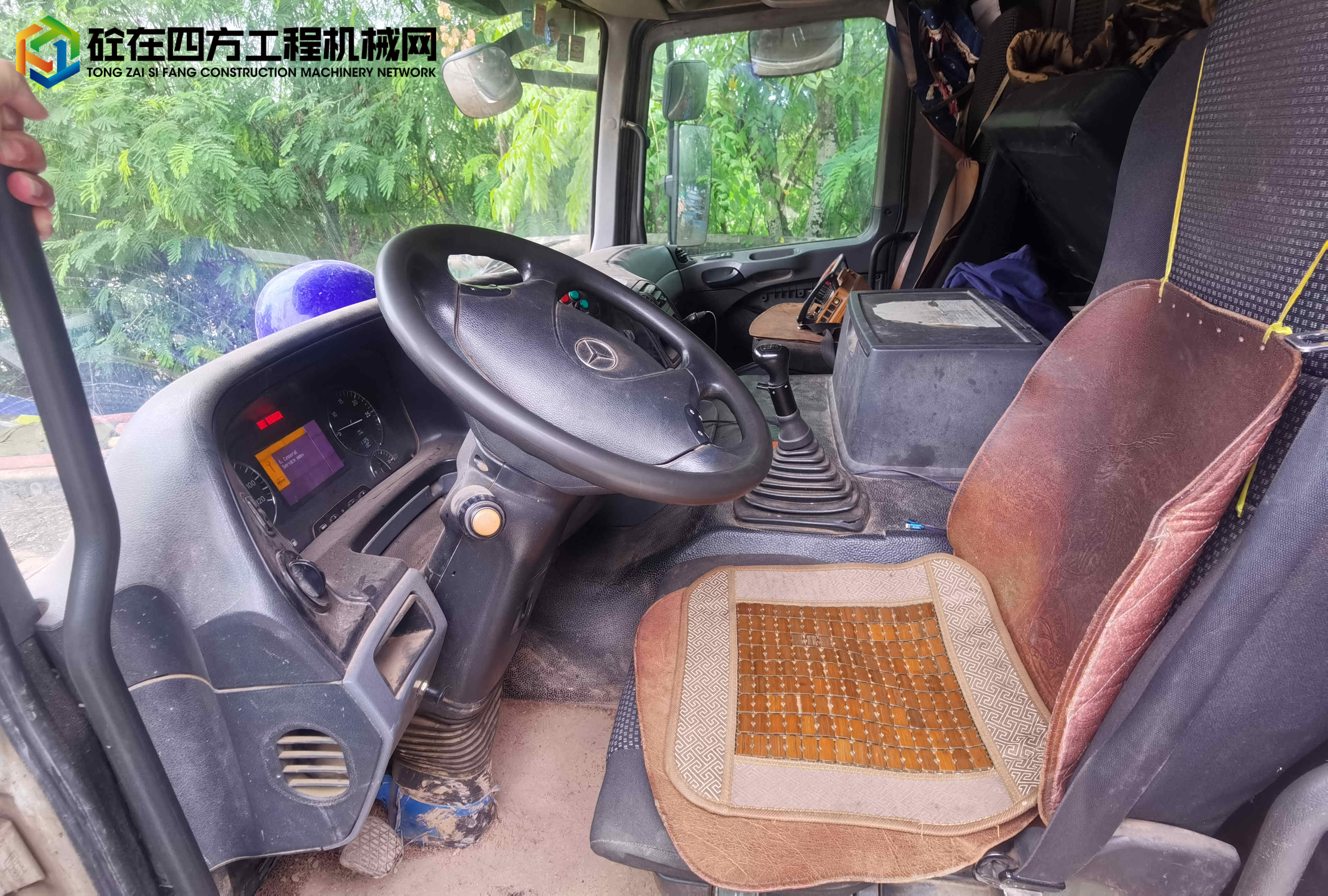 https://images.tongzsf.com/tong/truck_machine/20221008/163412e2235002.jpg