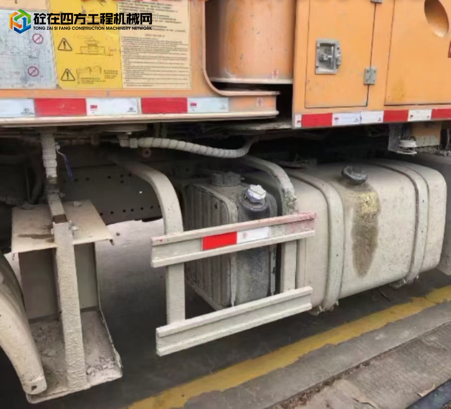 https://images.tongzsf.com/tong/truck_machine/20221008/16341429e90b2c.jpg