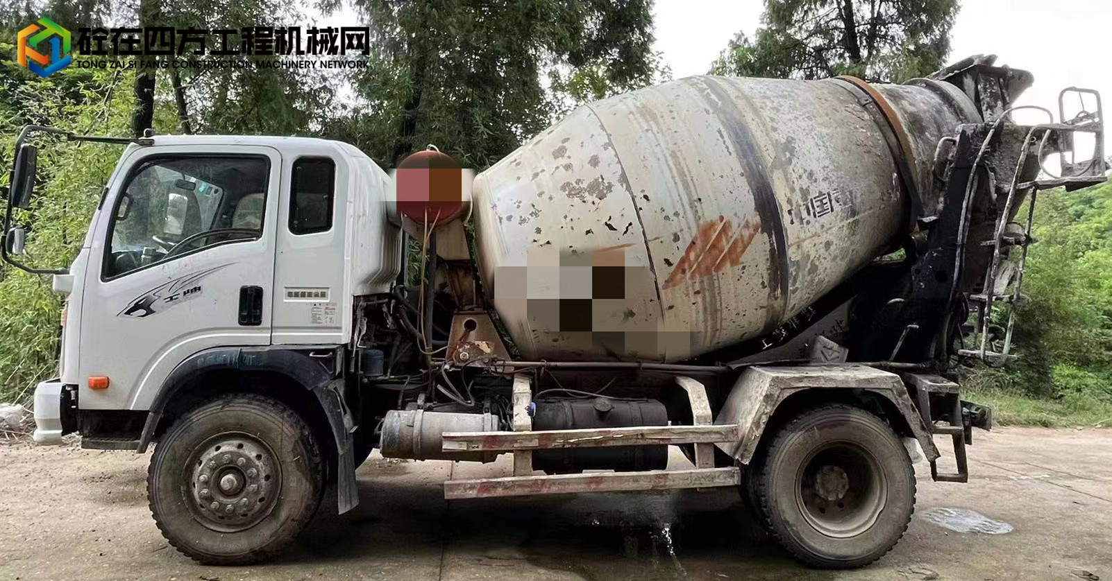 https://images.tongzsf.com/tong/truck_machine/20221009/163428e84624f3.jpg