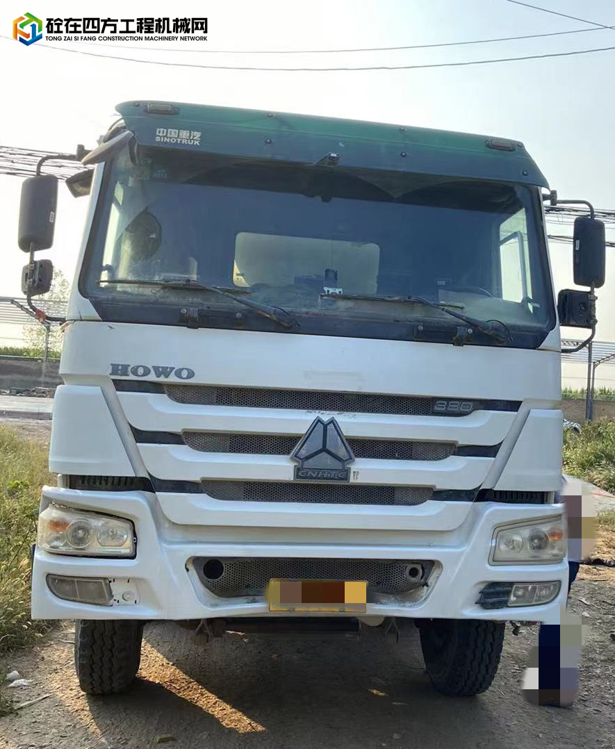 https://images.tongzsf.com/tong/truck_machine/20221010/1634393c05da56.jpg