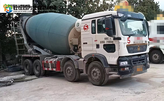 https://images.tongzsf.com/tong/truck_machine/20221010/16343bfb56b937.jpg