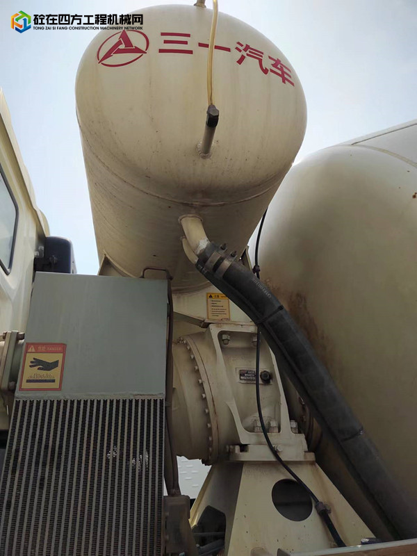 https://images.tongzsf.com/tong/truck_machine/20221010/16343c42d16e5a.jpg