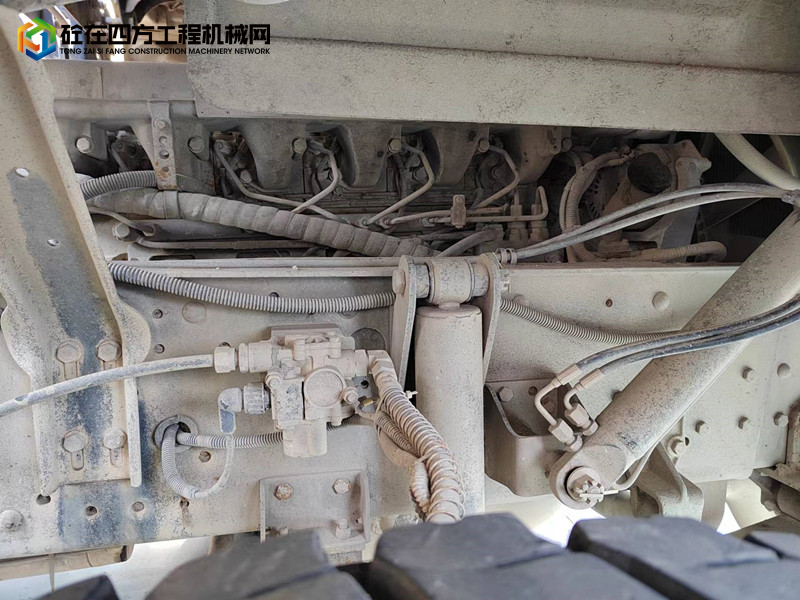 https://images.tongzsf.com/tong/truck_machine/20221010/16343c42da3d45.jpg