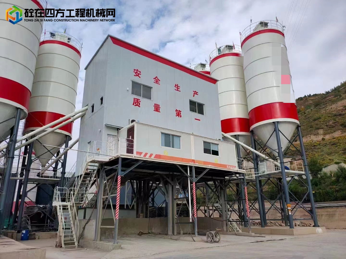 https://images.tongzsf.com/tong/truck_machine/20221010/16343cb88a062e.jpg