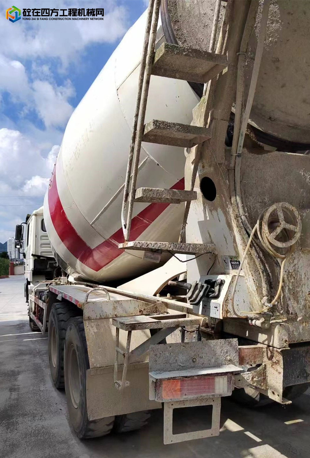 https://images.tongzsf.com/tong/truck_machine/20221010/16343dcffcd912.jpg