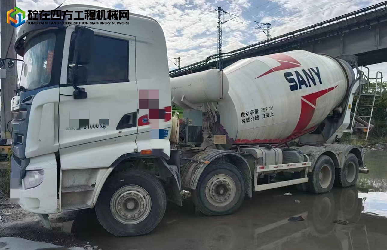 https://images.tongzsf.com/tong/truck_machine/20221010/16343e5bb7cfb8.jpg