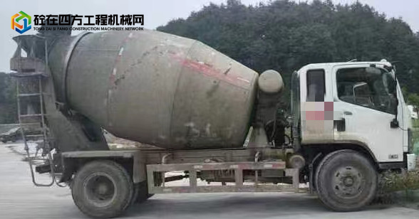 https://images.tongzsf.com/tong/truck_machine/20221010/16343edda610c2.jpg