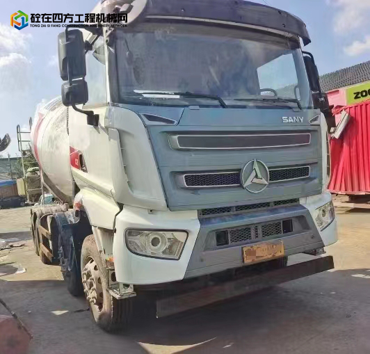 https://images.tongzsf.com/tong/truck_machine/20221011/16344cecd663e9.jpg