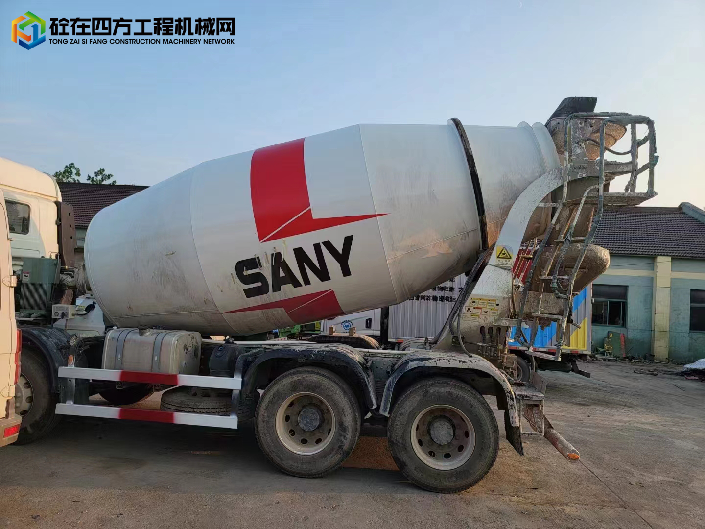 https://images.tongzsf.com/tong/truck_machine/20221011/16344ced20bbcd.jpg