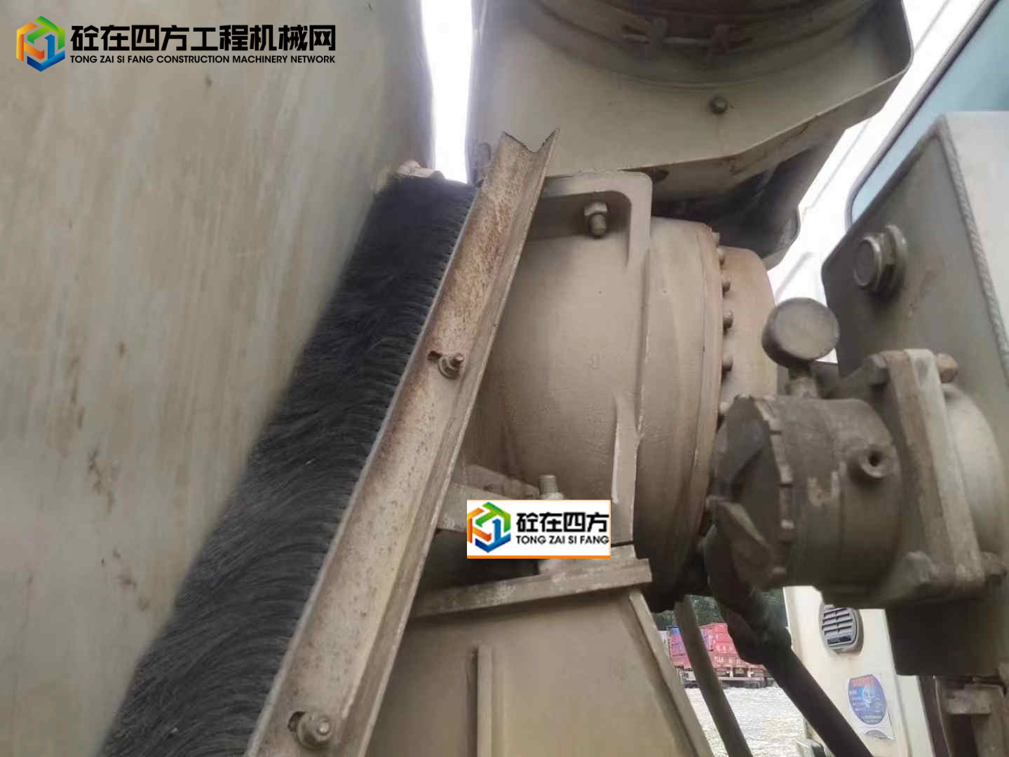 https://images.tongzsf.com/tong/truck_machine/20221012/16346772968421.jpg