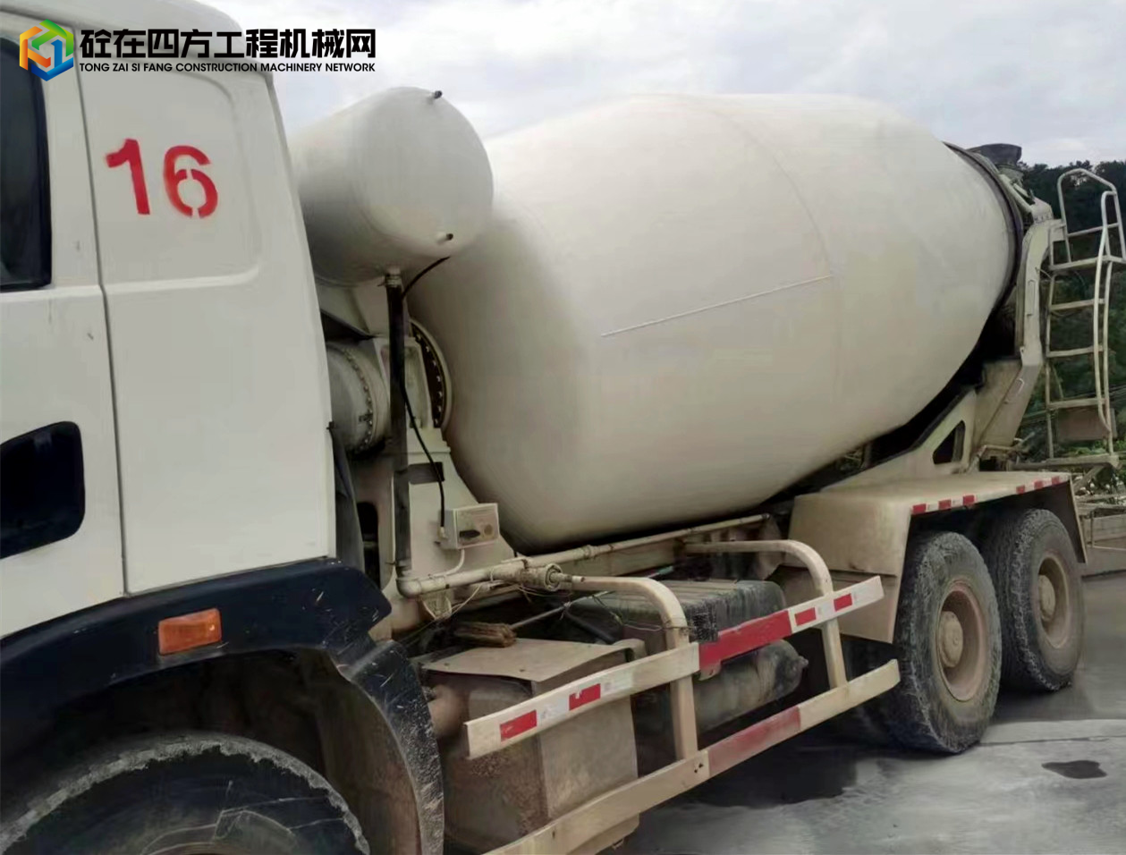 https://images.tongzsf.com/tong/truck_machine/20221012/163468439497a3.jpg