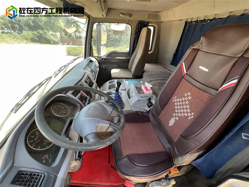 https://images.tongzsf.com/tong/truck_machine/20221012/163468c802c595.jpg