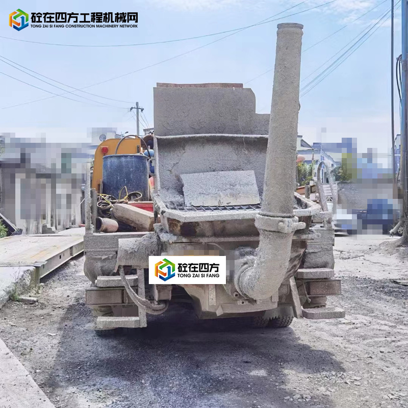 https://images.tongzsf.com/tong/truck_machine/20221013/163477cb7bd47f.jpg