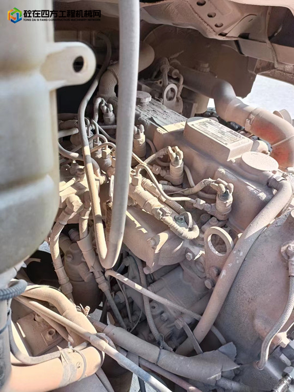 https://images.tongzsf.com/tong/truck_machine/20221013/16347b0b7af363.jpg