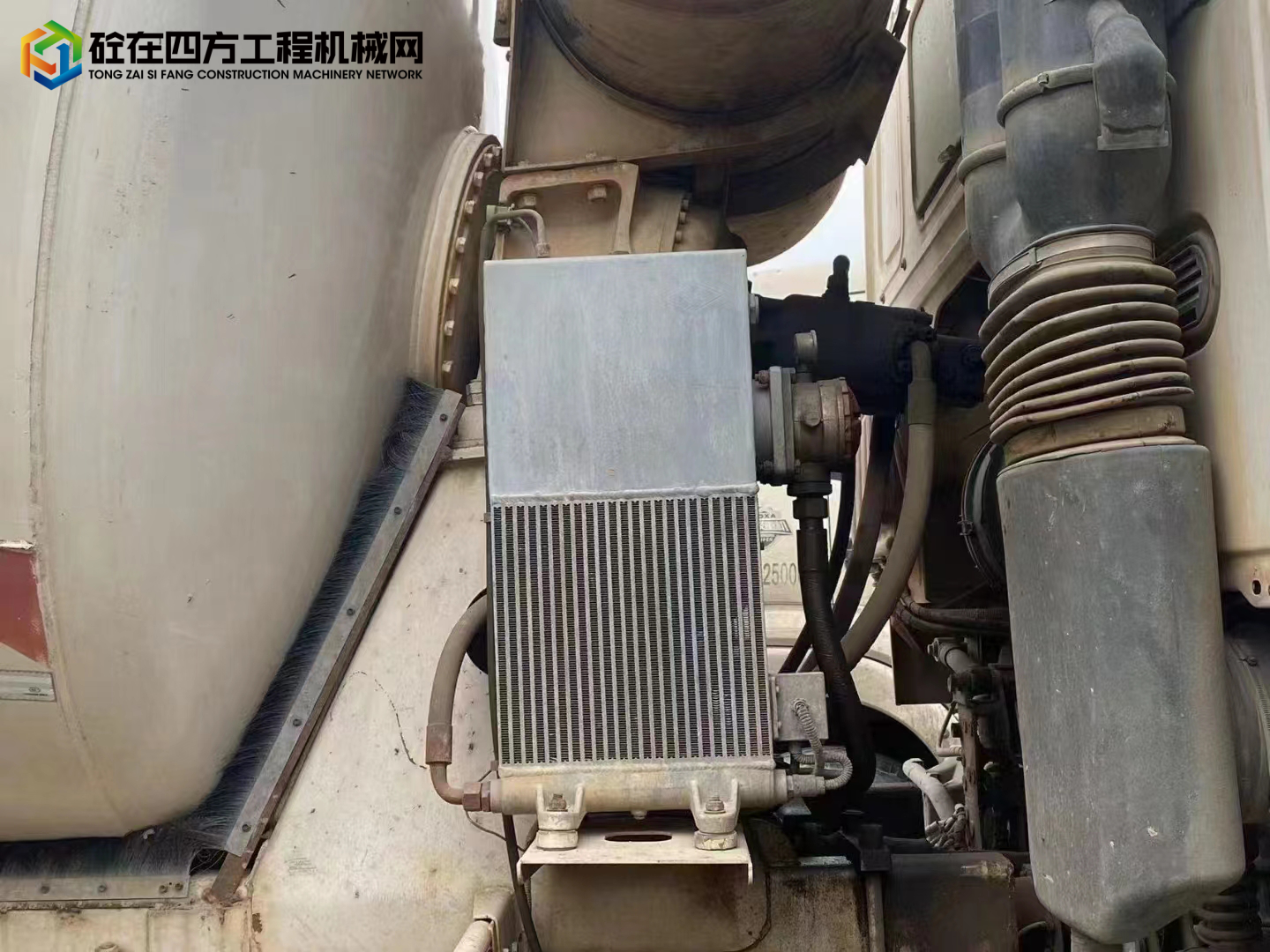 https://images.tongzsf.com/tong/truck_machine/20221013/16347bd3854add.jpg