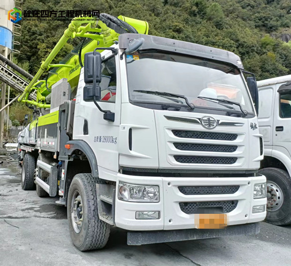 https://images.tongzsf.com/tong/truck_machine/20221013/16347d15cd8926.jpg