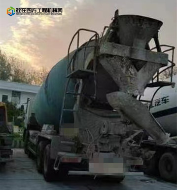https://images.tongzsf.com/tong/truck_machine/20221013/16347d3547db24.jpg