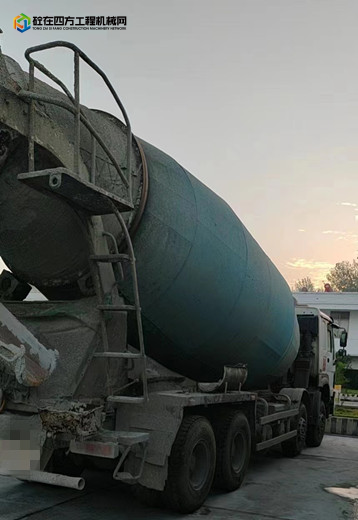 https://images.tongzsf.com/tong/truck_machine/20221013/16347d354b4c0e.jpg