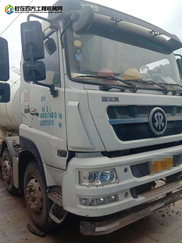 https://images.tongzsf.com/tong/truck_machine/20221013/16347d4b2a6388.jpg