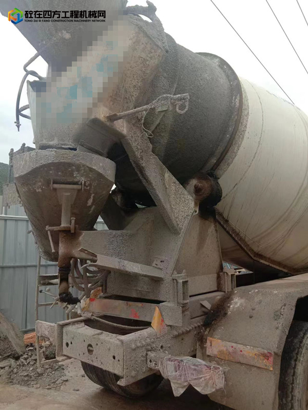 https://images.tongzsf.com/tong/truck_machine/20221013/16347d4d5251c3.jpg