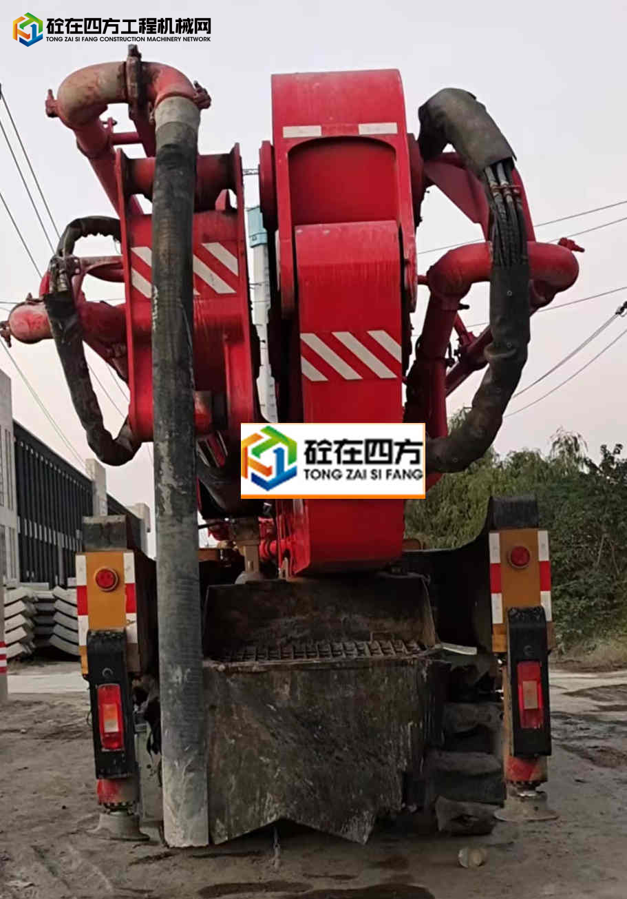 https://images.tongzsf.com/tong/truck_machine/20221013/16347e101af0ab.jpg