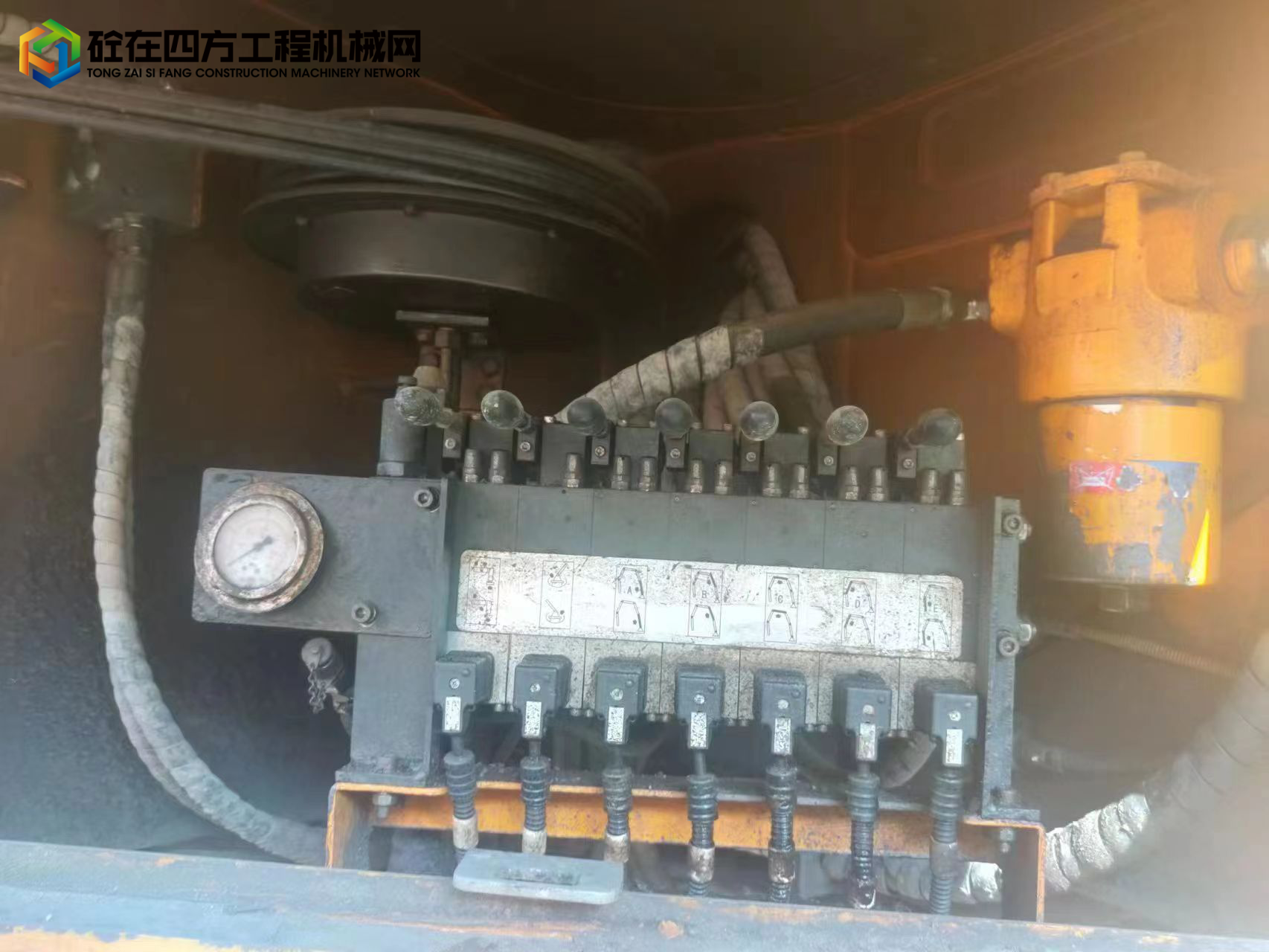 https://images.tongzsf.com/tong/truck_machine/20221014/1634920dc60ab6.jpg