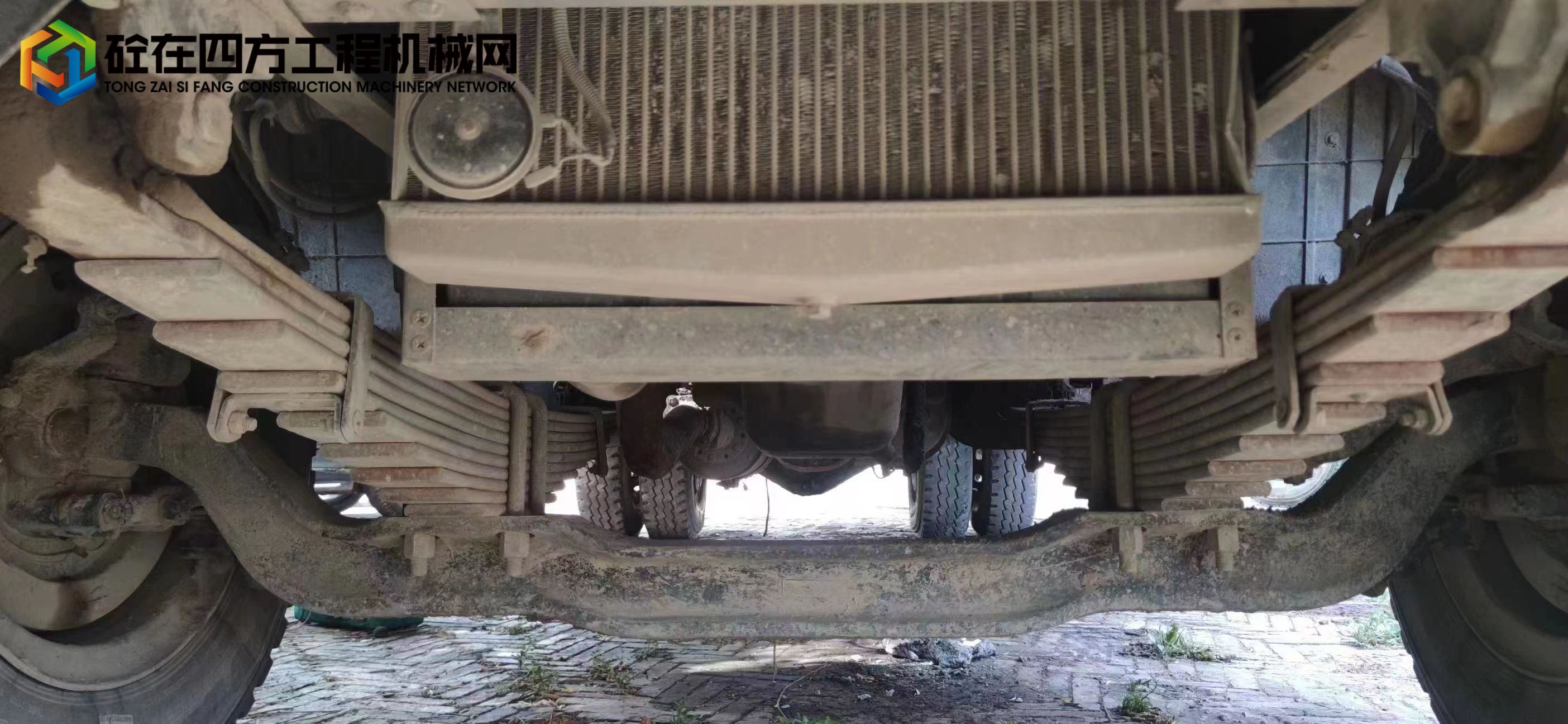 https://images.tongzsf.com/tong/truck_machine/20221017/1634cf19f2ca25.jpg