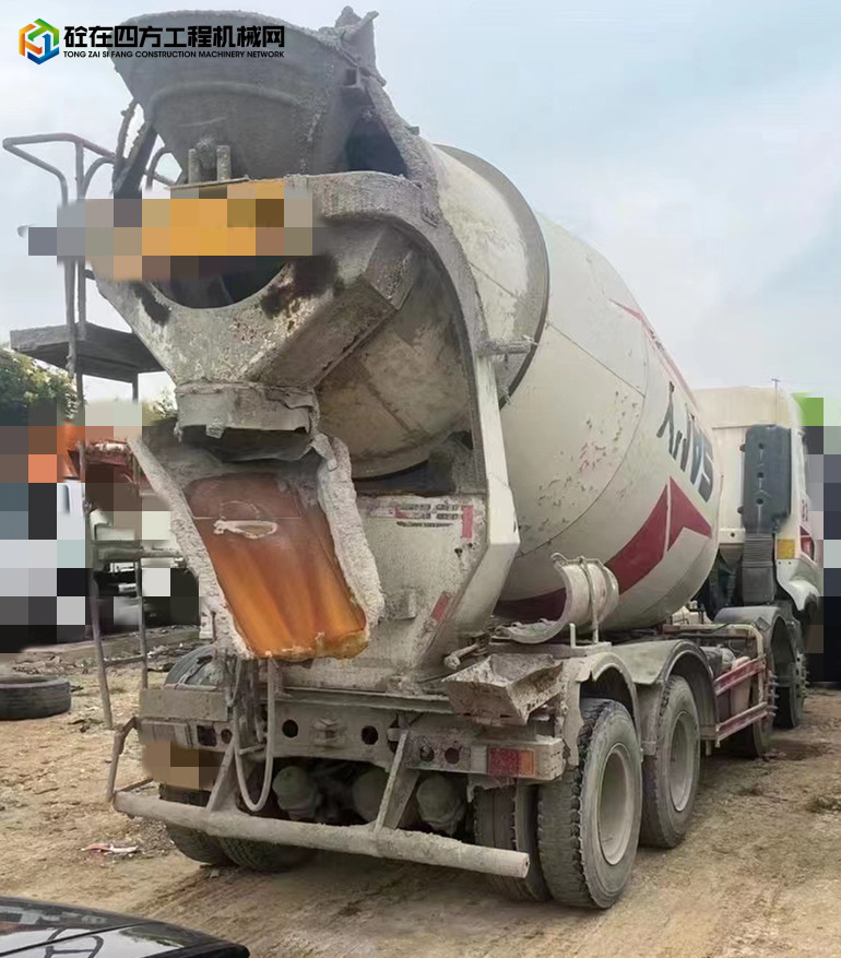 https://images.tongzsf.com/tong/truck_machine/20221017/1634cfbd286b50.jpg