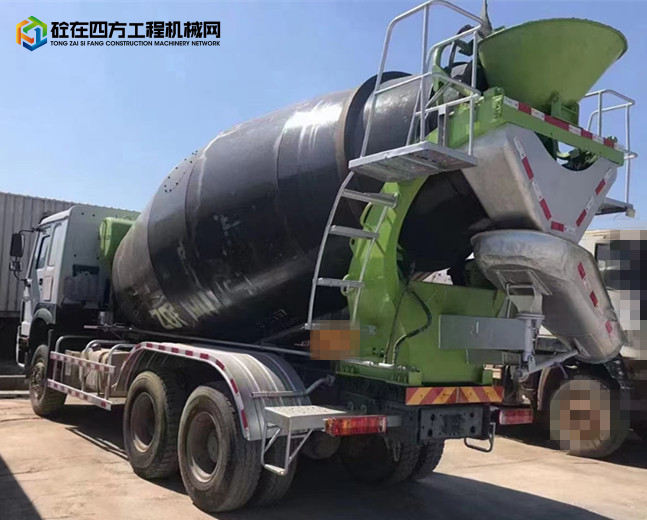 https://images.tongzsf.com/tong/truck_machine/20221017/1634d0b3b0e2af.jpg