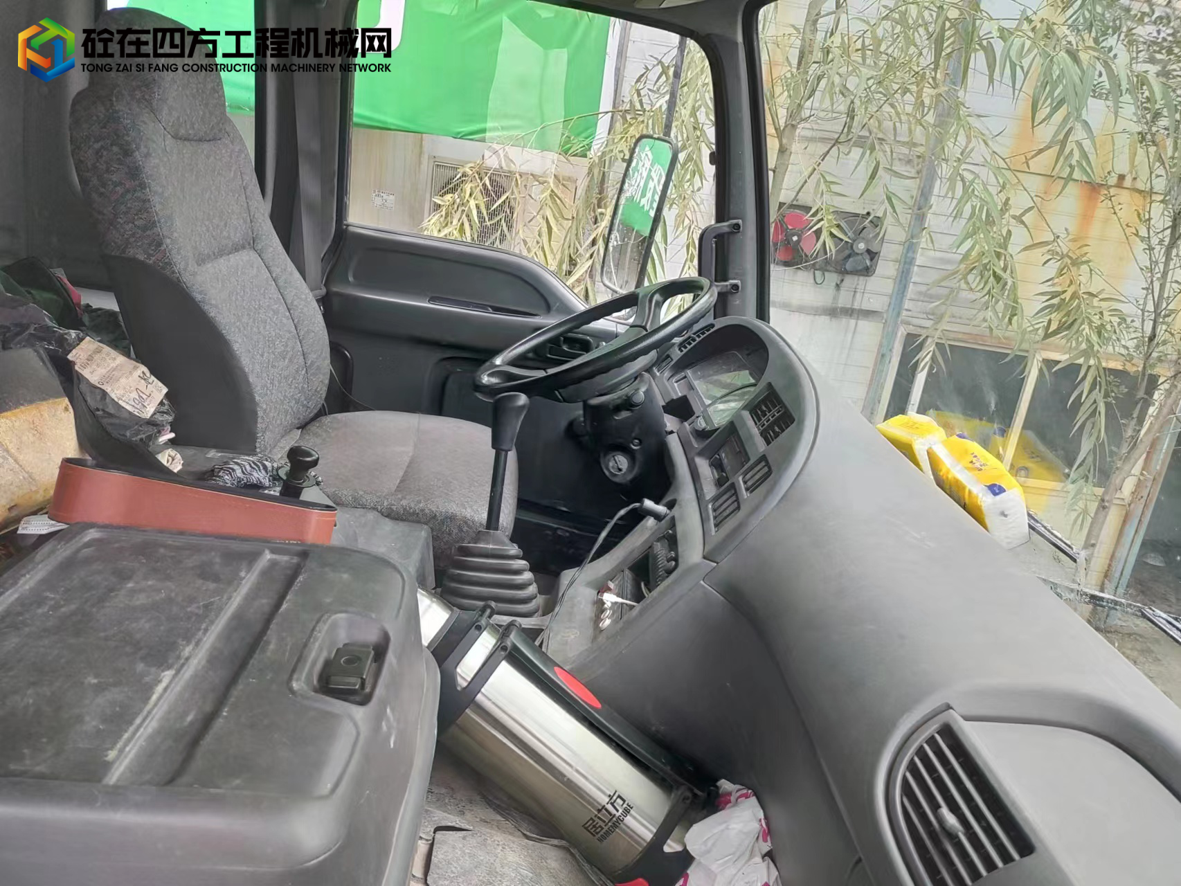 https://images.tongzsf.com/tong/truck_machine/20221017/1634d18ffa1c45.jpg