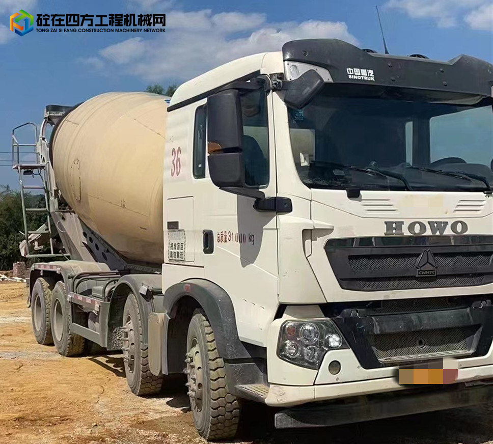 https://images.tongzsf.com/tong/truck_machine/20221018/1634e592a9c343.jpg