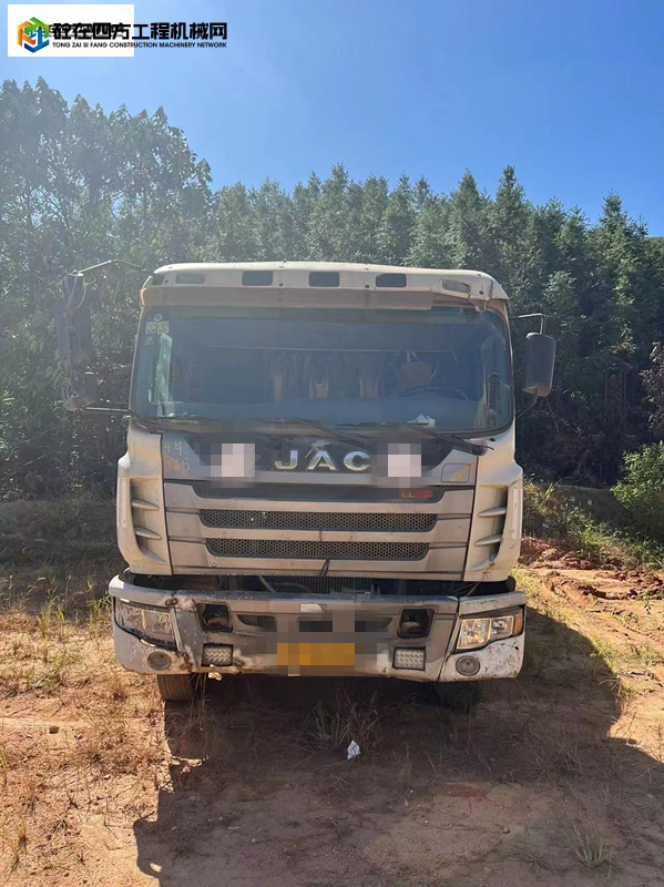 https://images.tongzsf.com/tong/truck_machine/20221018/1634e5a26e1b5c.jpg