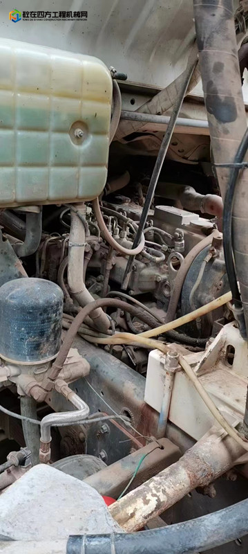 https://images.tongzsf.com/tong/truck_machine/20221019/1634f59866239d.jpg