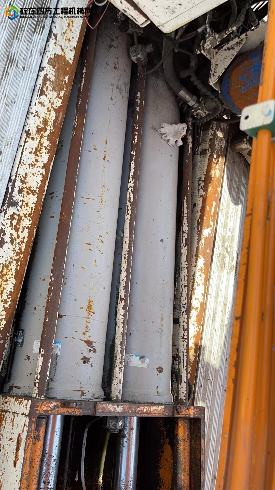https://images.tongzsf.com/tong/truck_machine/20221020/16350ad0de258b.jpg