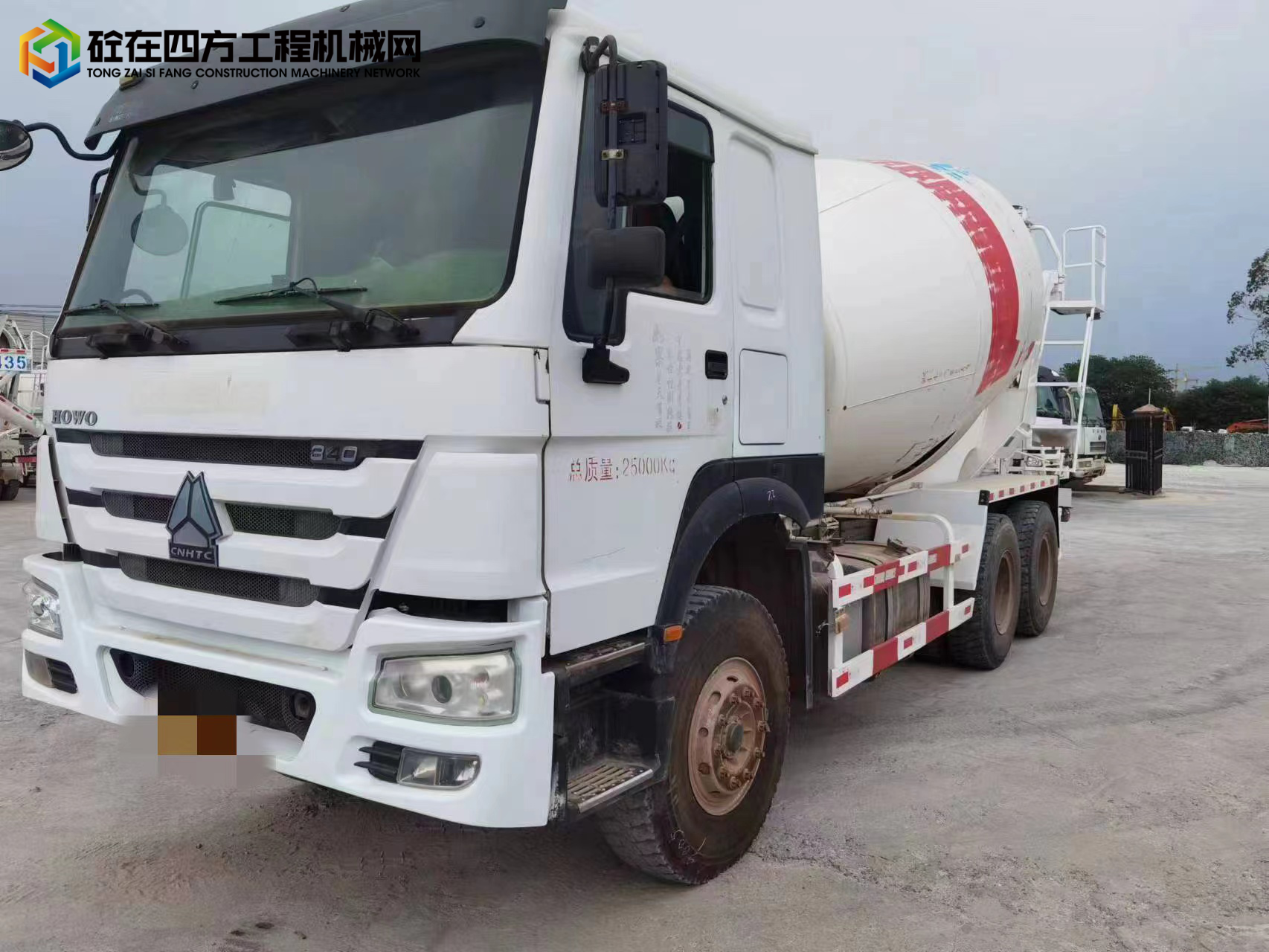 https://images.tongzsf.com/tong/truck_machine/20221022/163535a3282e67.jpg
