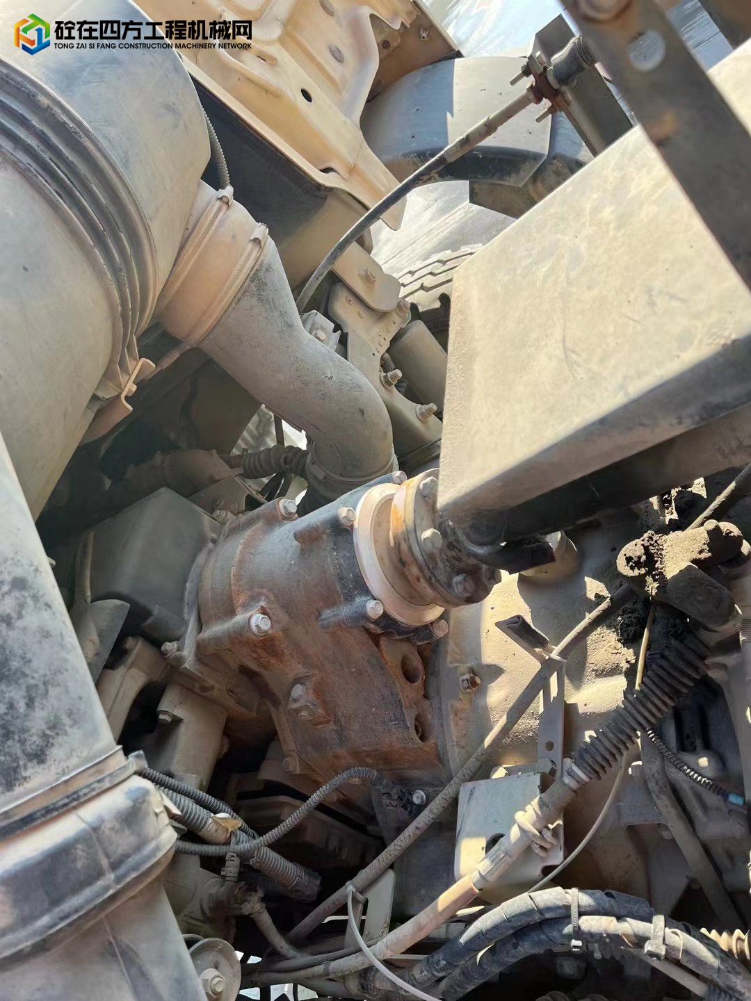 https://images.tongzsf.com/tong/truck_machine/20221024/16355f86288fa5.jpg