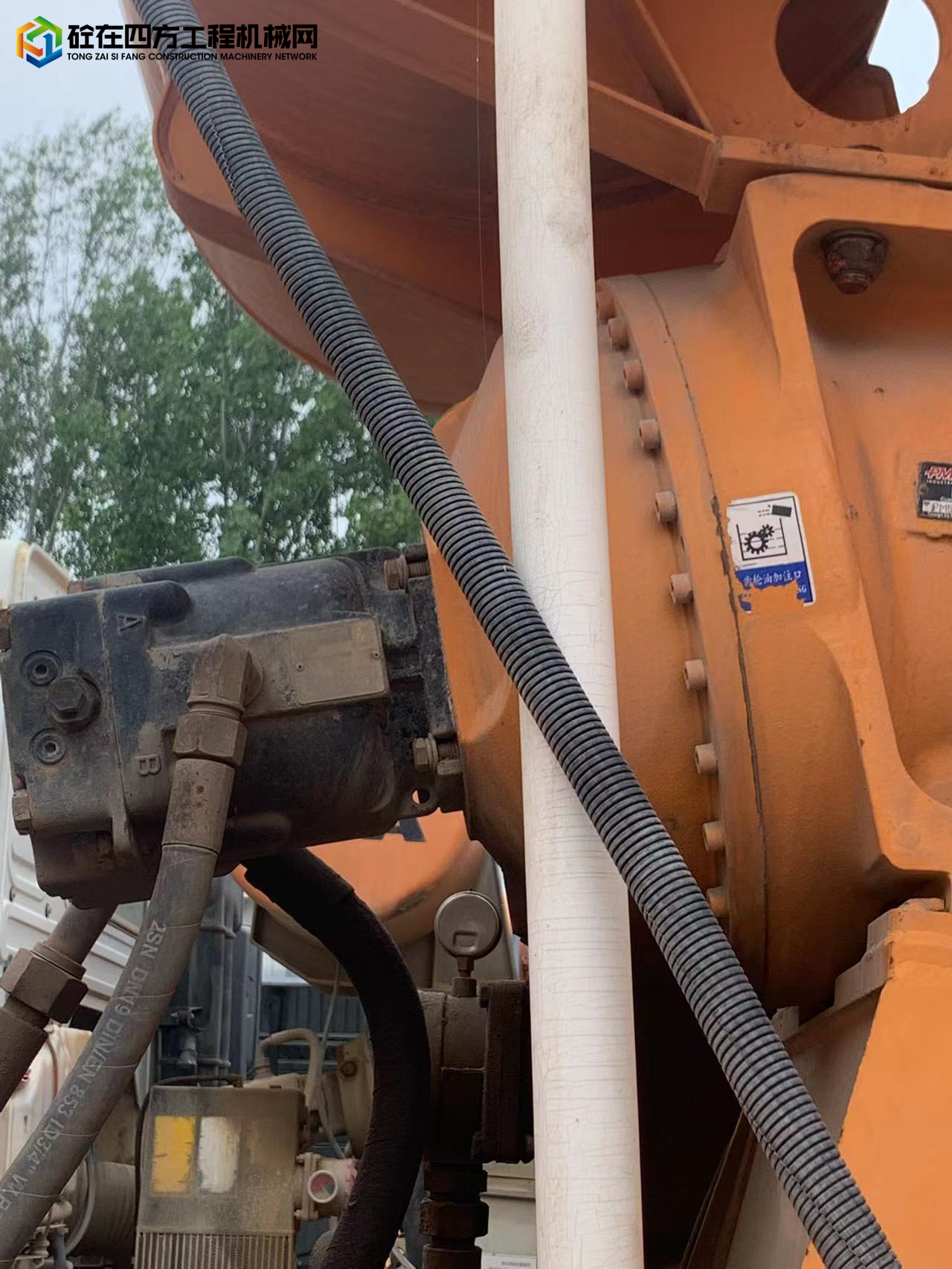 https://images.tongzsf.com/tong/truck_machine/20221024/163563f20c2b19.jpg