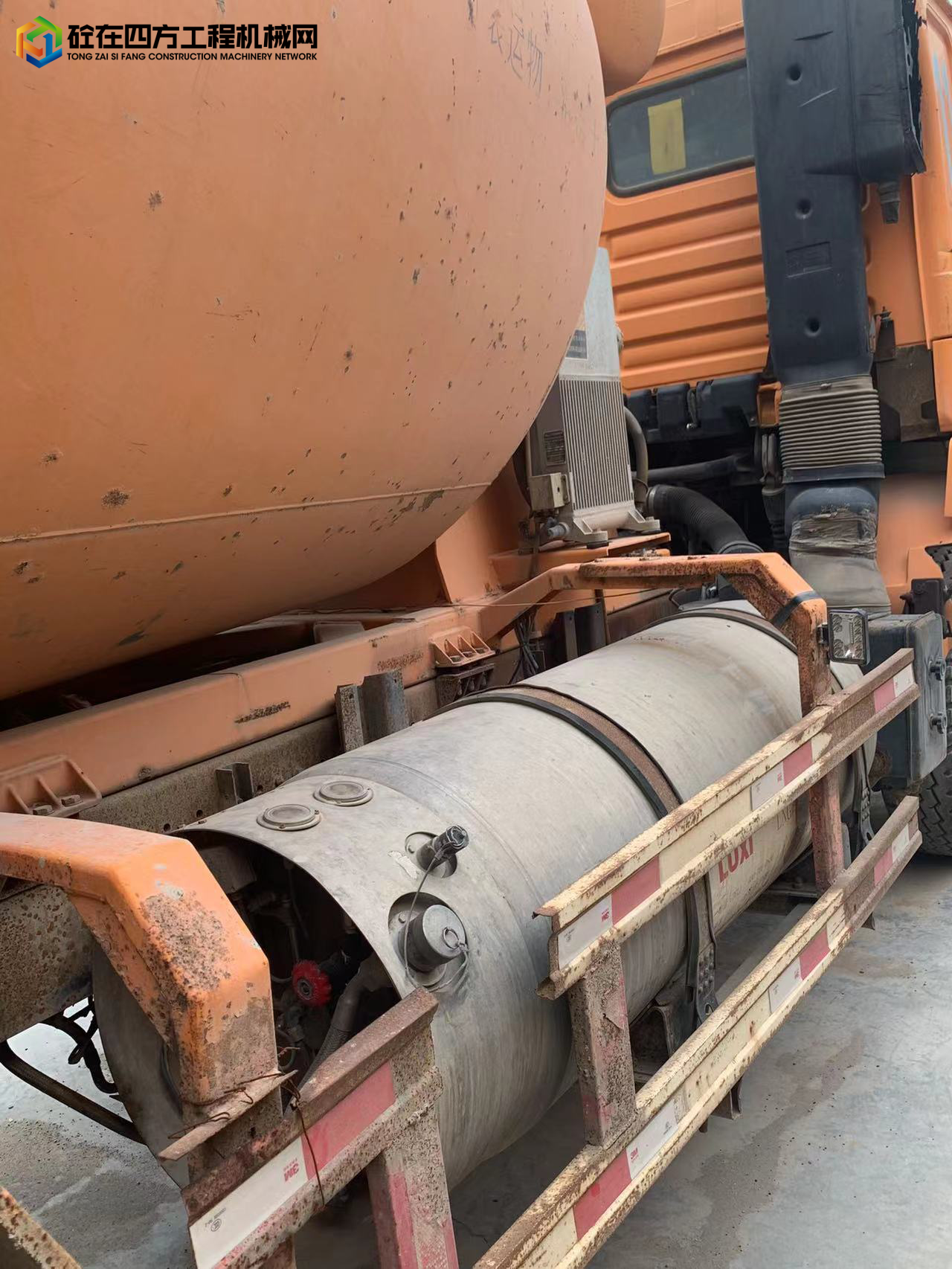 https://images.tongzsf.com/tong/truck_machine/20221024/163563f225434a.jpg