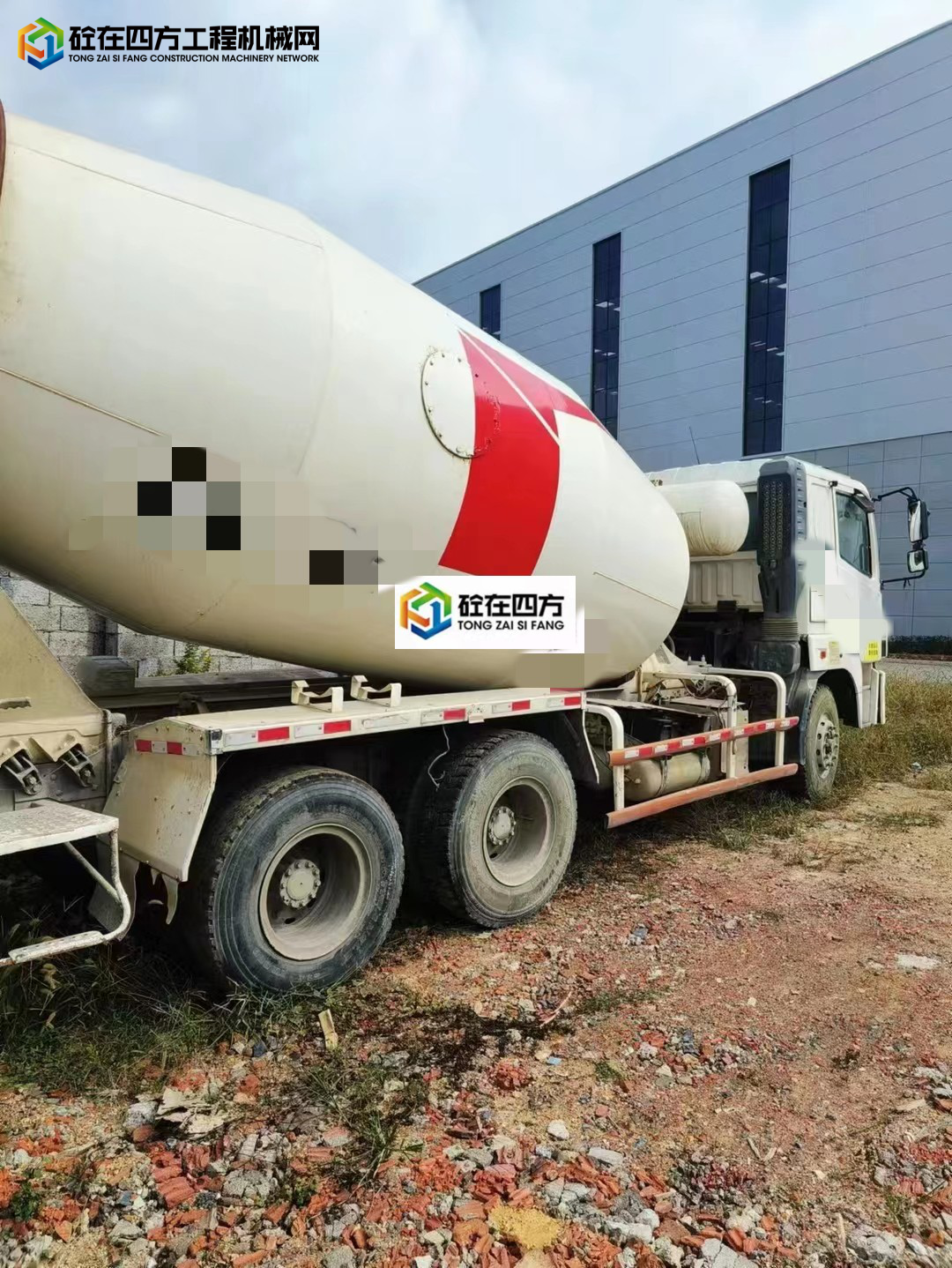 https://images.tongzsf.com/tong/truck_machine/20221024/163563f2a6e340.jpg