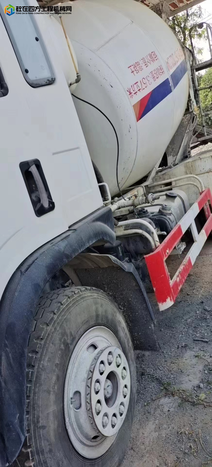https://images.tongzsf.com/tong/truck_machine/20221024/16356479a5095f.jpg