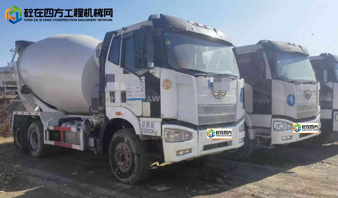 https://images.tongzsf.com/tong/truck_machine/20221024/163565607aeefd.jpg