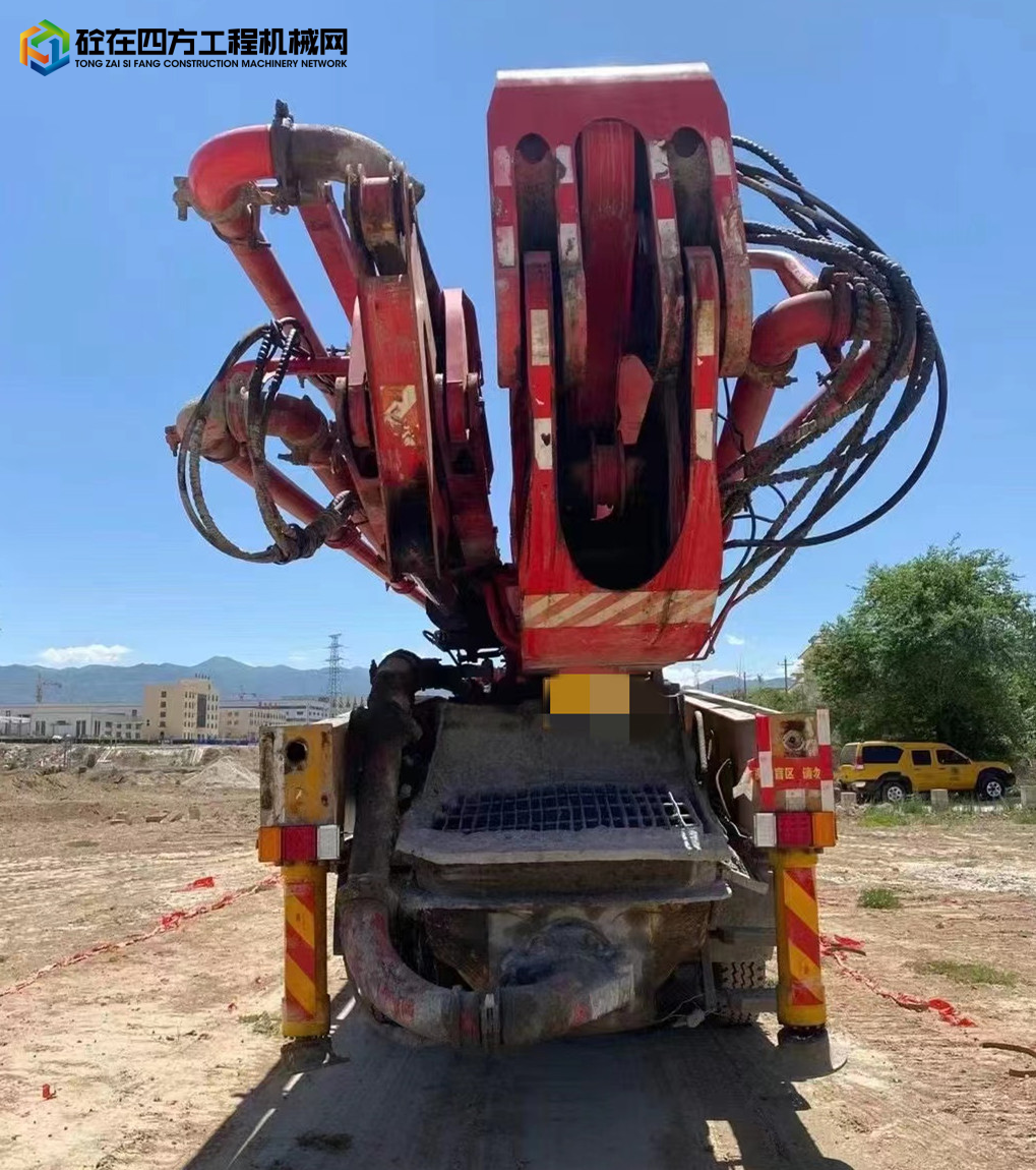 https://images.tongzsf.com/tong/truck_machine/20221025/163578decc365f.jpg